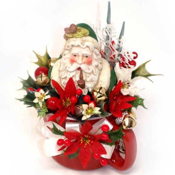 Holiday Floral Arrangement In Vintage Red Mug, vintage Santa Claus figurine - Picture 3 of 10